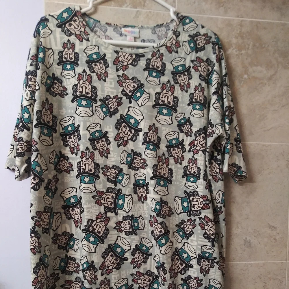 Lularoe Americana Irma Tunic uncle Sam